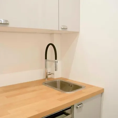 Apartment Splendid Apt In Buttes Chaumont Paris